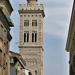 Casa Del Mercado